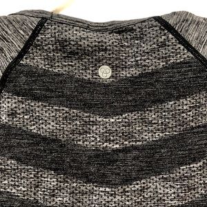 Zella Tops - ✨Zella Grey Athletic Top✨ Zella Tops - ✨Zella Grey Athletic Top✨